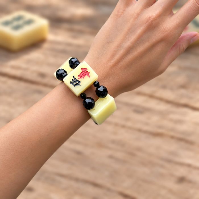 Bracelet Le Sud porté au poignet