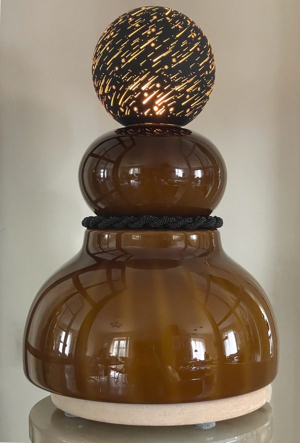 Lumineuse Joséphine — Rêve, lampe d'opaline allumée